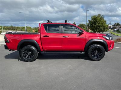 2018 Toyota Hilux - Thumbnail