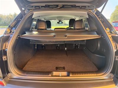 2020 Jeep Cherokee - Thumbnail