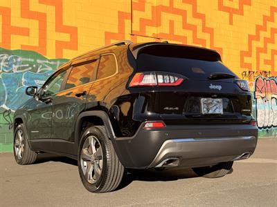 2020 Jeep Cherokee - Thumbnail