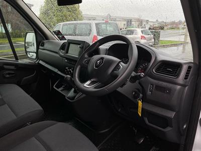 2022 Renault Master - Thumbnail