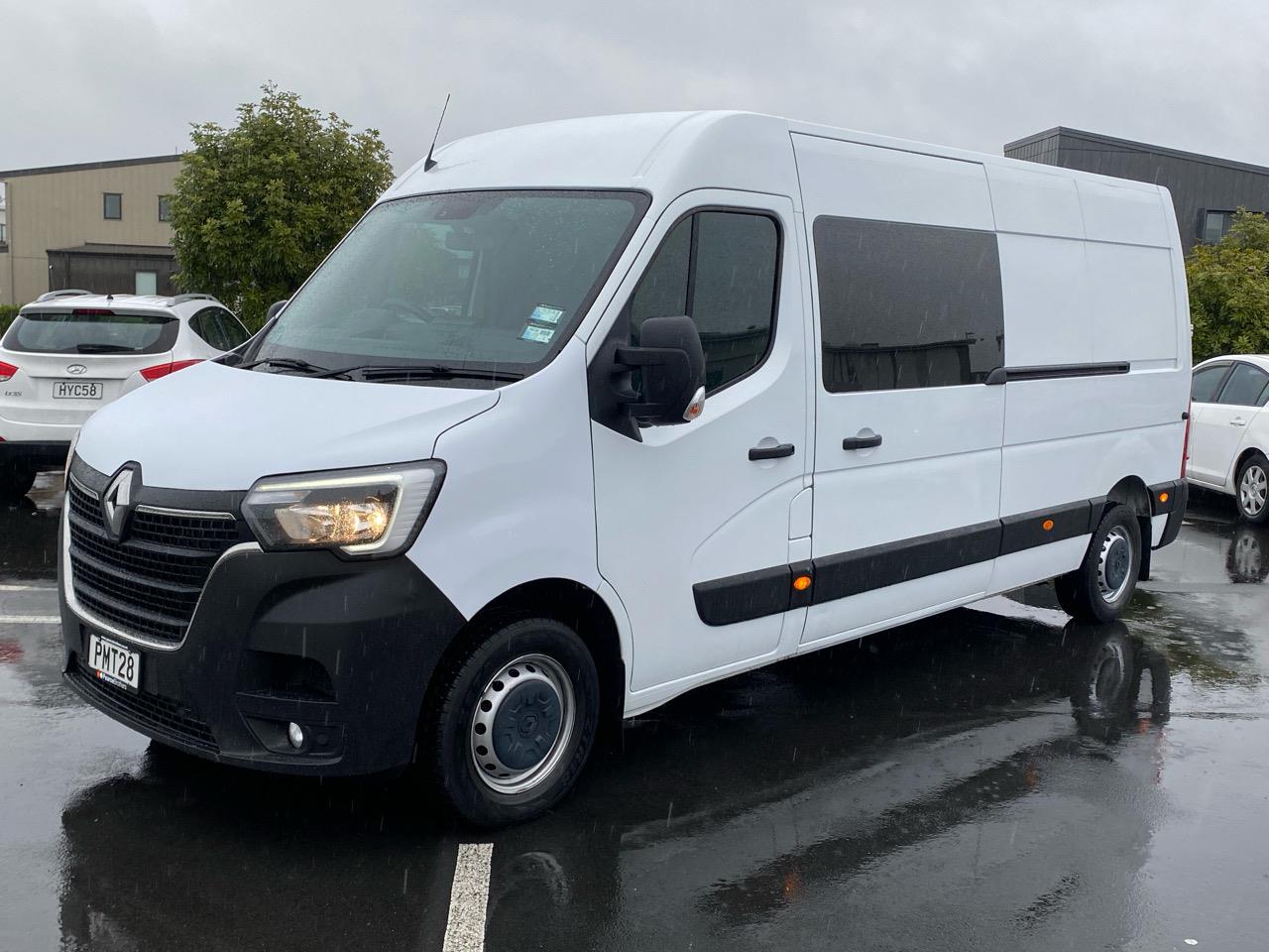 2022 Renault Master