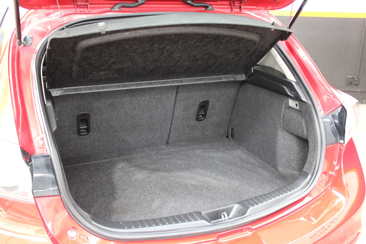 2009 Mazda Axela