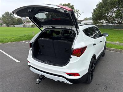 2017 Hyundai SANTA FE - Thumbnail