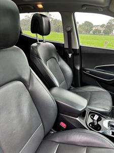 2017 Hyundai SANTA FE - Thumbnail