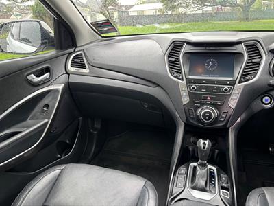 2017 Hyundai SANTA FE - Thumbnail