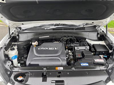 2017 Hyundai SANTA FE - Thumbnail