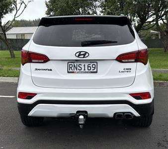 2017 Hyundai SANTA FE - Thumbnail