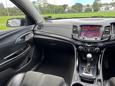 2017 Holden Commodore - Thumbnail