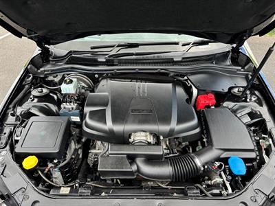 2017 Holden Commodore - Thumbnail