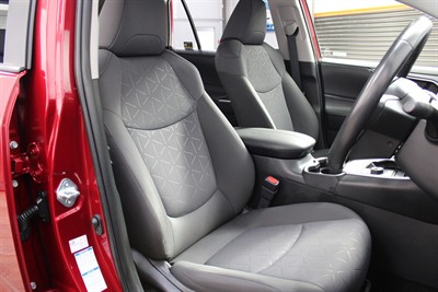 2021 Toyota RAV4 - Thumbnail