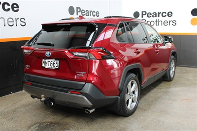 2021 Toyota RAV4 - Thumbnail