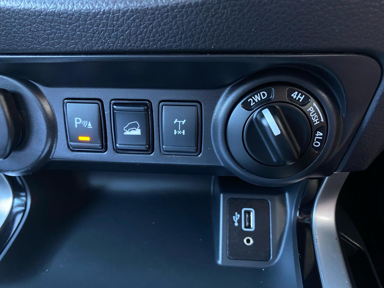 2020 Nissan Navara