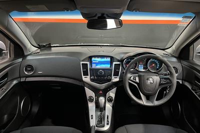 2013 Holden Cruze - Thumbnail
