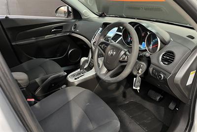 2013 Holden Cruze - Thumbnail