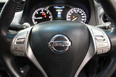 2017 Nissan Navara - Thumbnail