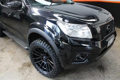 2017 Nissan Navara - Thumbnail