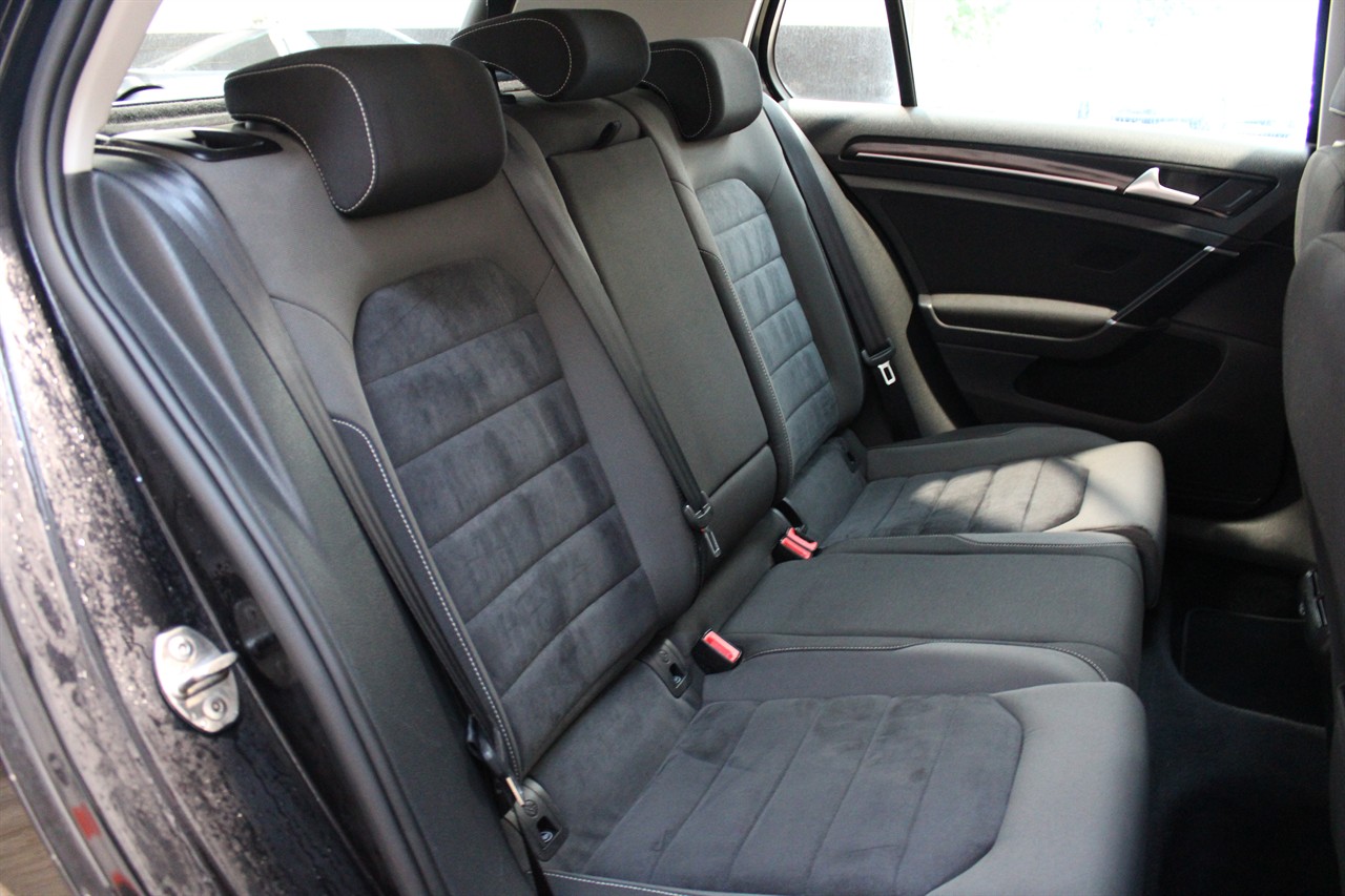 2016 Volkswagen GOLF