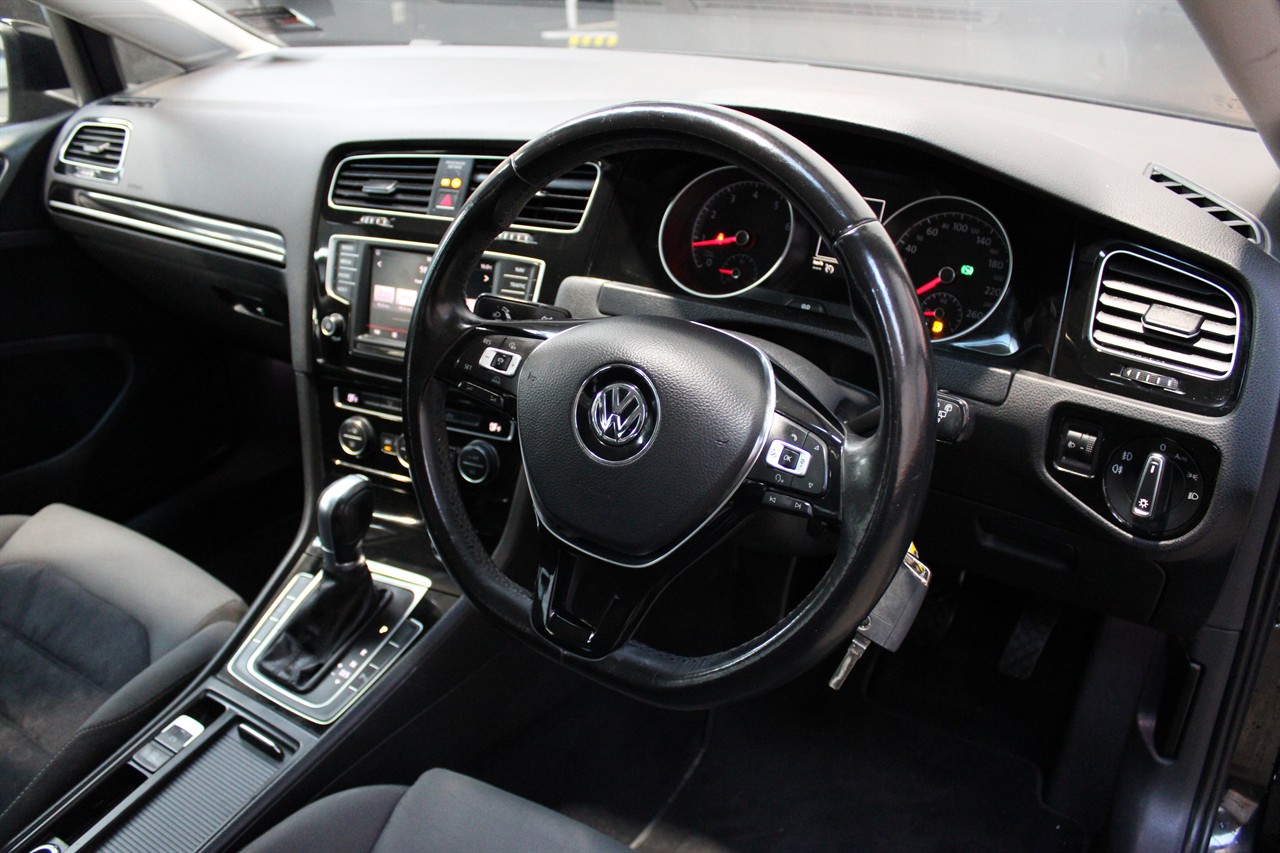 2016 Volkswagen GOLF