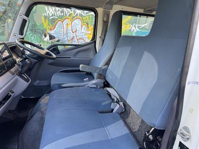 2015 Mitsubishi Canter - Thumbnail