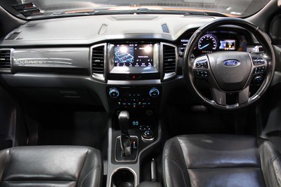 2017 Ford Everest - Thumbnail