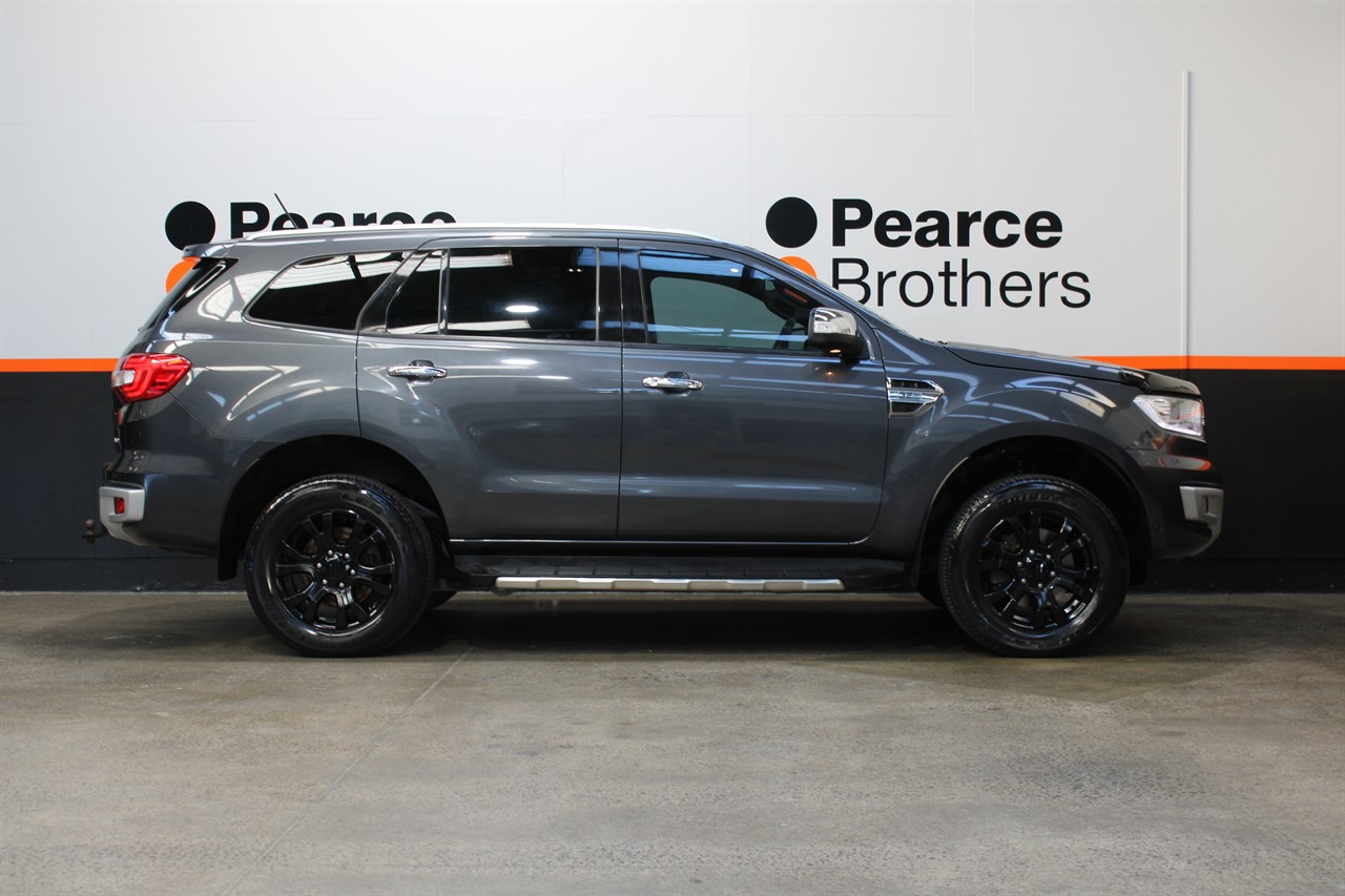 2017 Ford Everest