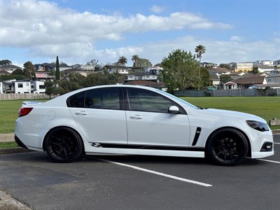 2015 Holden Commodore - Thumbnail