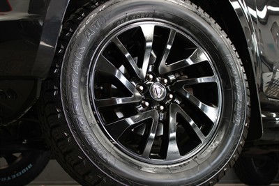 2020 Nissan Navara - Thumbnail