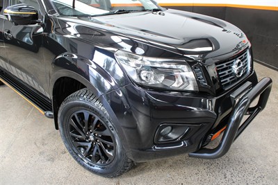 2020 Nissan Navara - Thumbnail