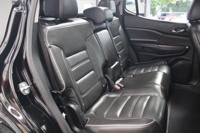 2018 Holden Acadia - Thumbnail