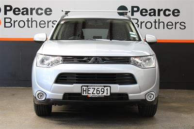 2013 Mitsubishi Outlander - Thumbnail