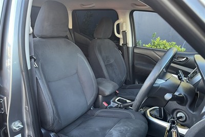 2017 Nissan Navara - Thumbnail