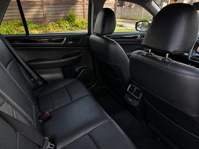 2018 Subaru Outback - Thumbnail