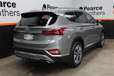 2019 Hyundai Santa Fe - Thumbnail