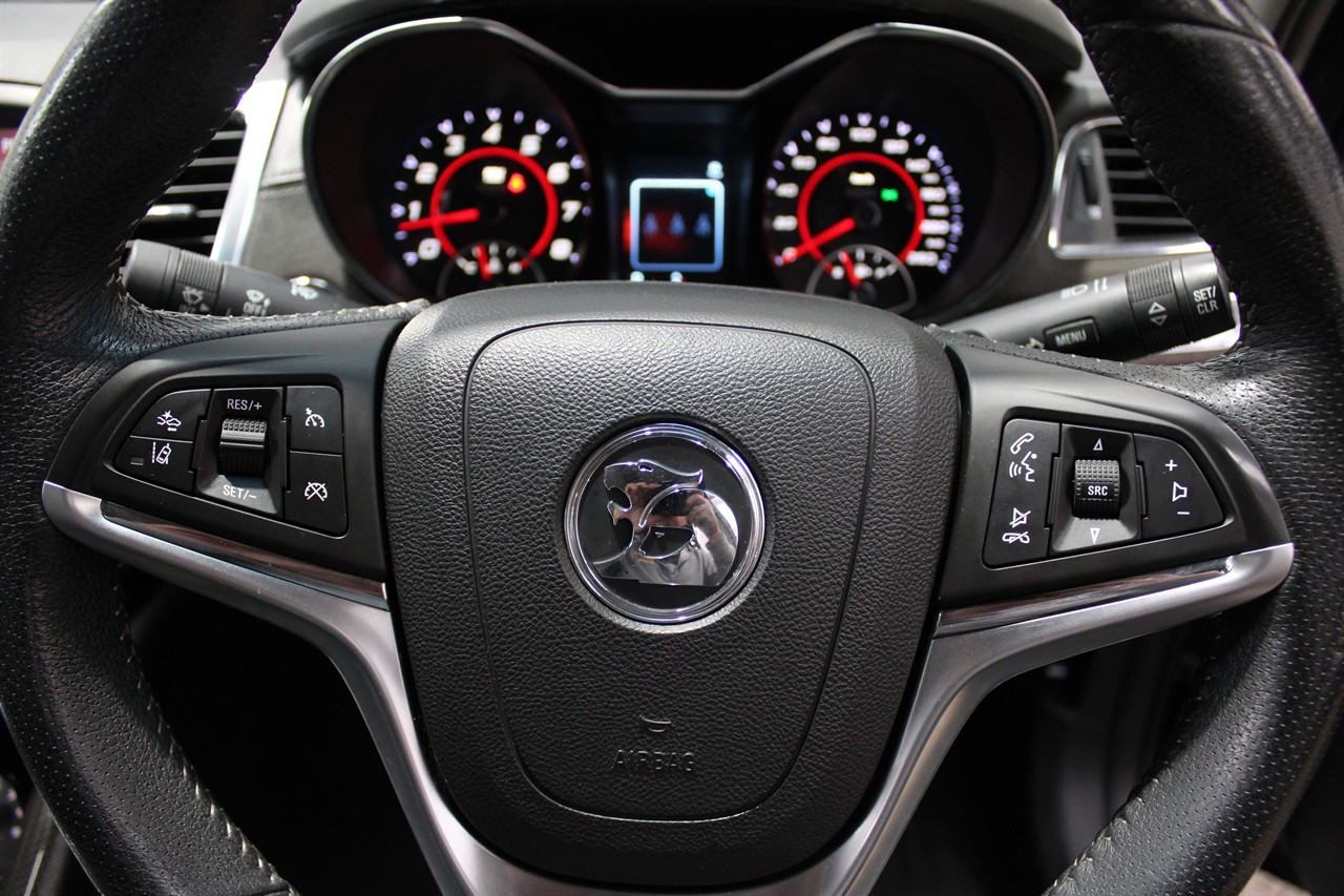 2013 Holden COMMODORE