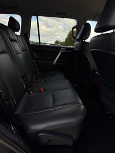 2015 Toyota Landcruiser Prado - Thumbnail