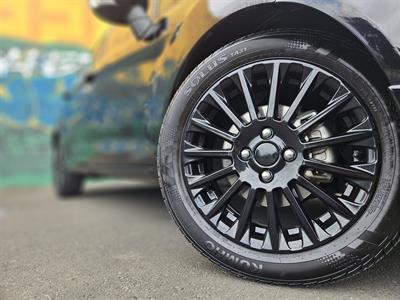 2018 Ford Fiesta - Thumbnail