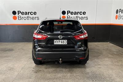 2015 Nissan Qashqai - Thumbnail