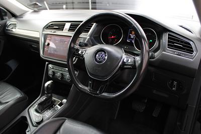 2018 Volkswagen TIGUAN - Thumbnail