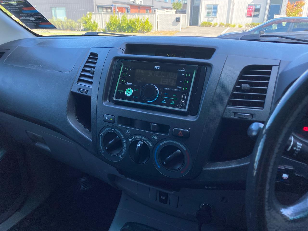 2011 Toyota Hilux