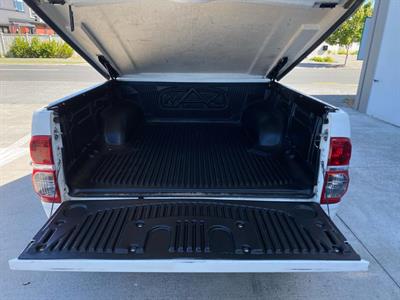 2011 Toyota Hilux - Thumbnail