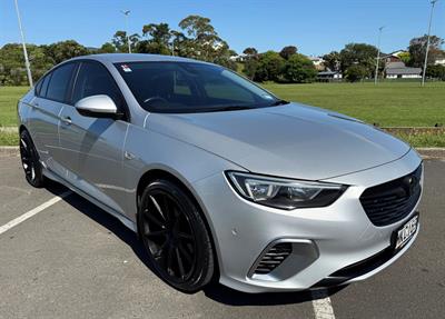 2019 Holden Commodore - Thumbnail