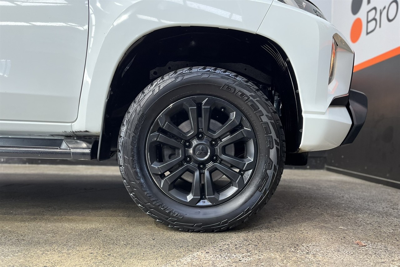 2020 Mitsubishi Triton