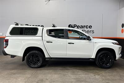 2020 Mitsubishi Triton - Thumbnail