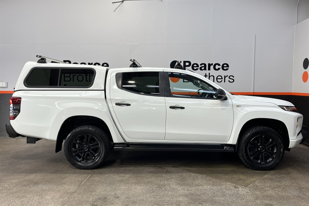 2020 Mitsubishi Triton