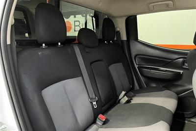 2020 Mitsubishi Triton - Thumbnail