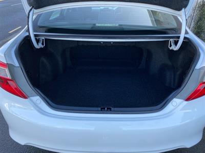 2013 Toyota Camry - Thumbnail