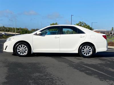 2013 Toyota Camry - Thumbnail