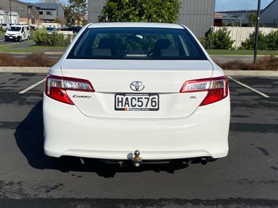 2013 Toyota Camry - Thumbnail