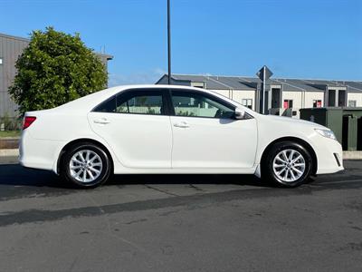2013 Toyota Camry - Thumbnail