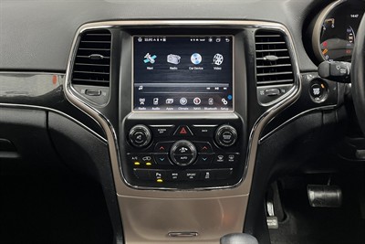 2017 Jeep Grand Cherokee - Thumbnail